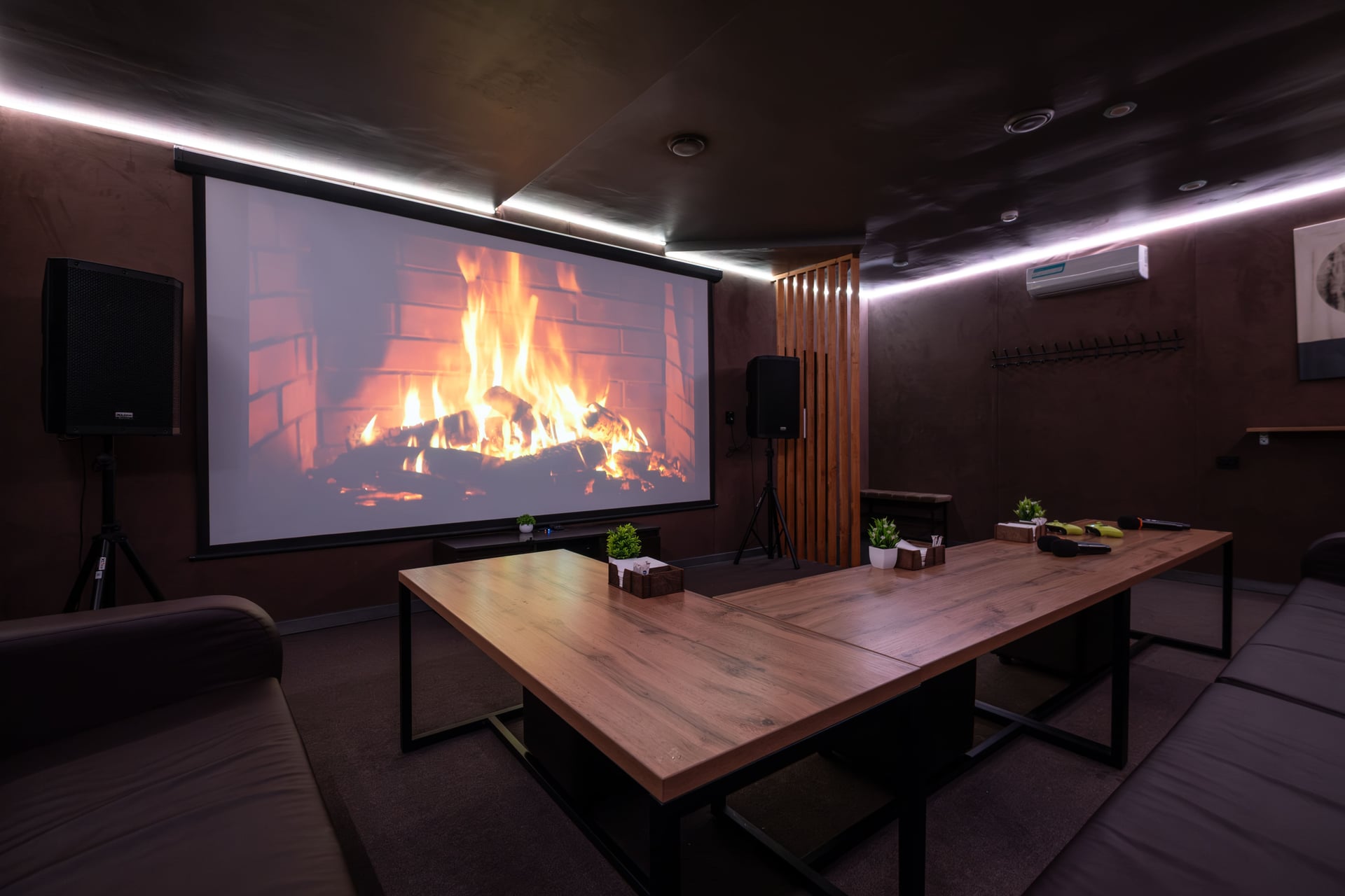 Брауни - фото зала